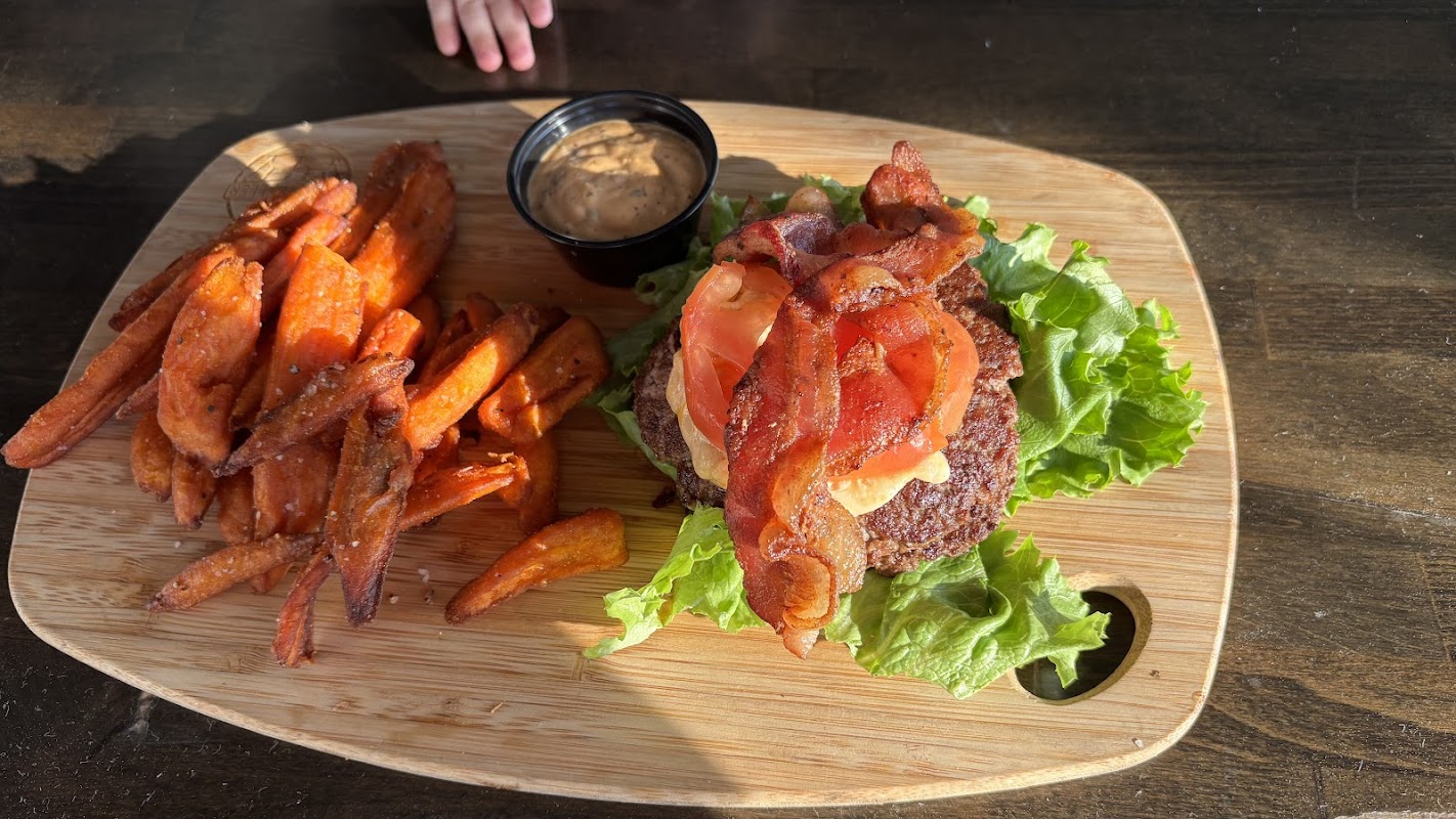 The Shelter Kitchen + Bar photo 4