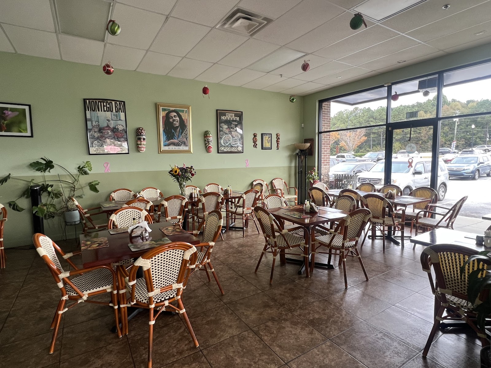 Ionie’s Caribbean Kitchen