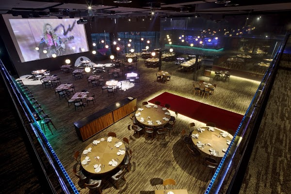 Ruyi & Lyn - Photo 1