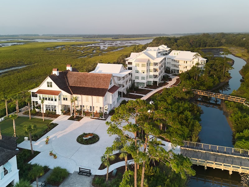 The Dunlin, Auberge Collection