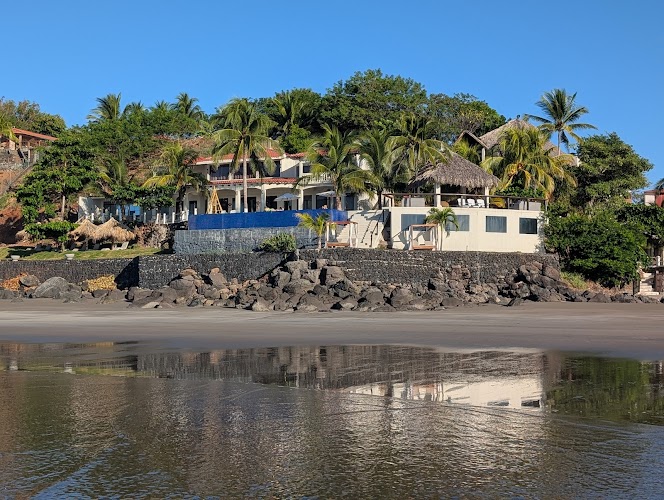 Vista Las Olas Surf Resort