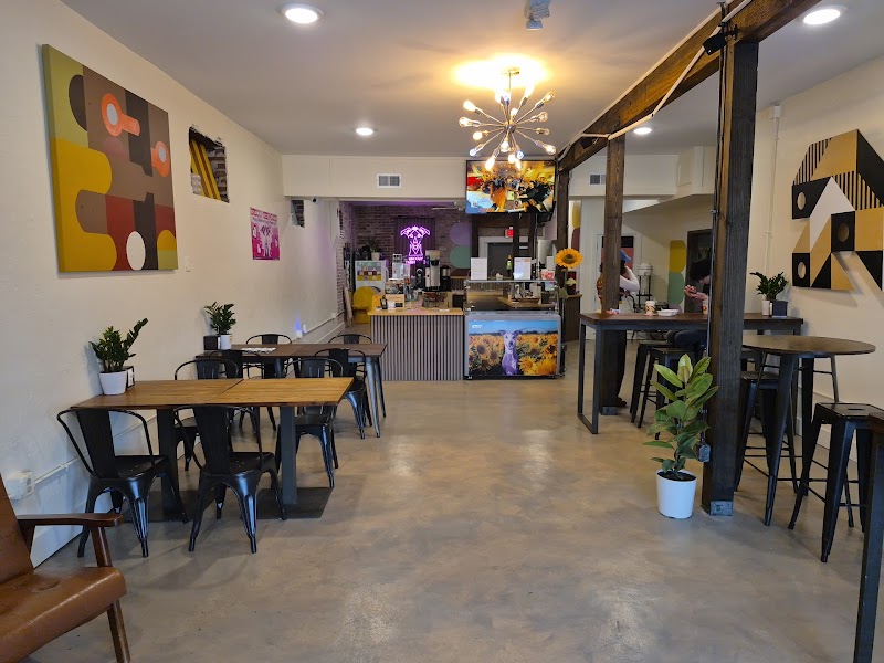 Groovy Greyhound Coffee & Creamery photo 1