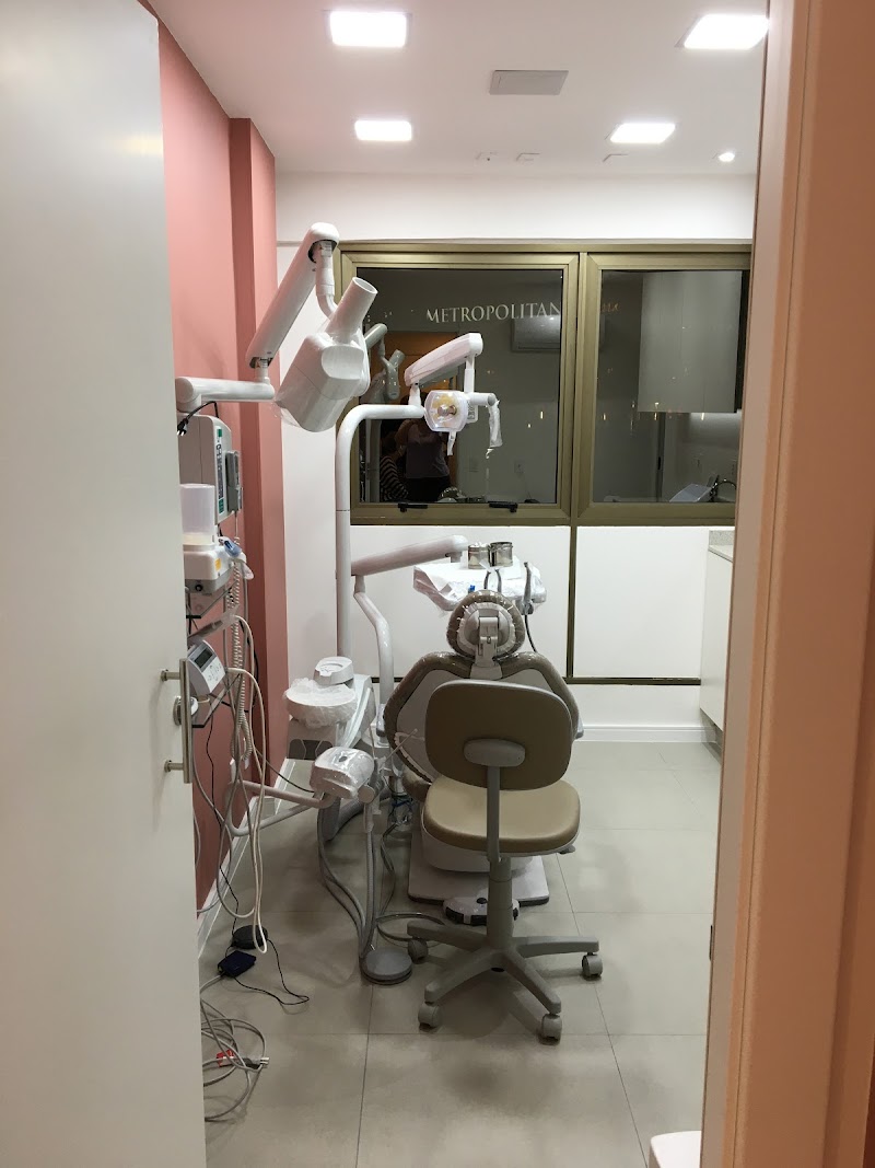 Dra Fernanda da Rosa - Cirurgiã-Dentista: Clínica/Endodontista/Implantodontista - foto 3