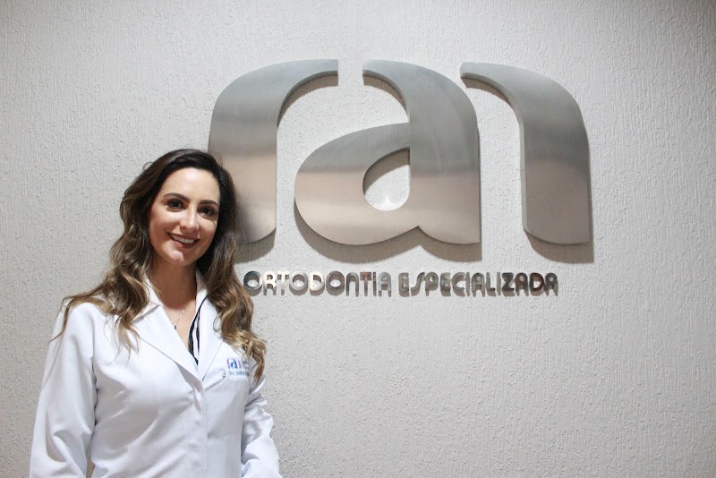 Dra Andréa Araújo Freitas Ortodontia Invisalign Belo Horizonte