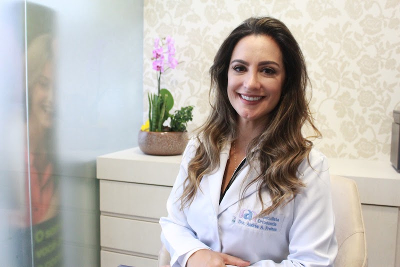 Dra Andréa Araújo Freitas Ortodontia Invisalign Belo Horizonte - foto 2