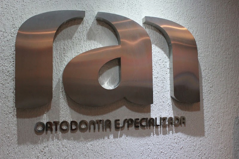 Dra Andréa Araújo Freitas Ortodontia Invisalign Belo Horizonte - foto 4