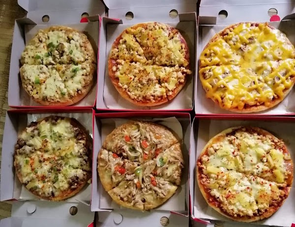 Pizza Hana - Photo 1