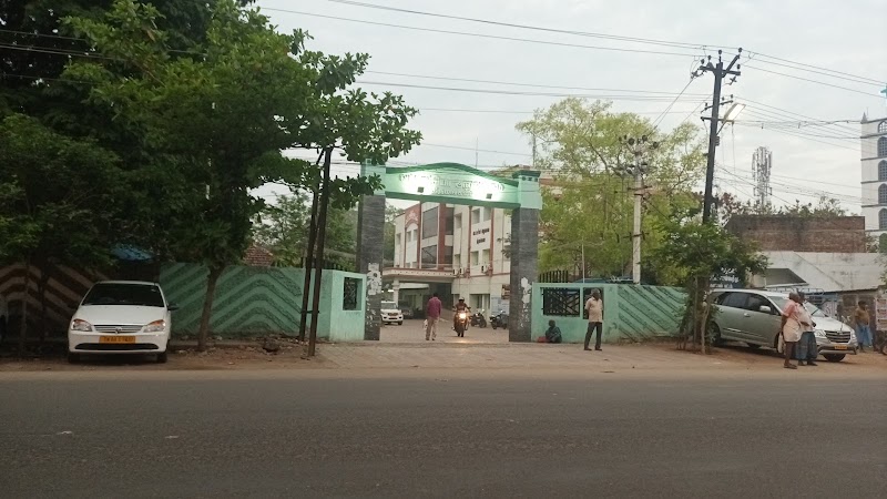 Tirumangalam Taluk Office