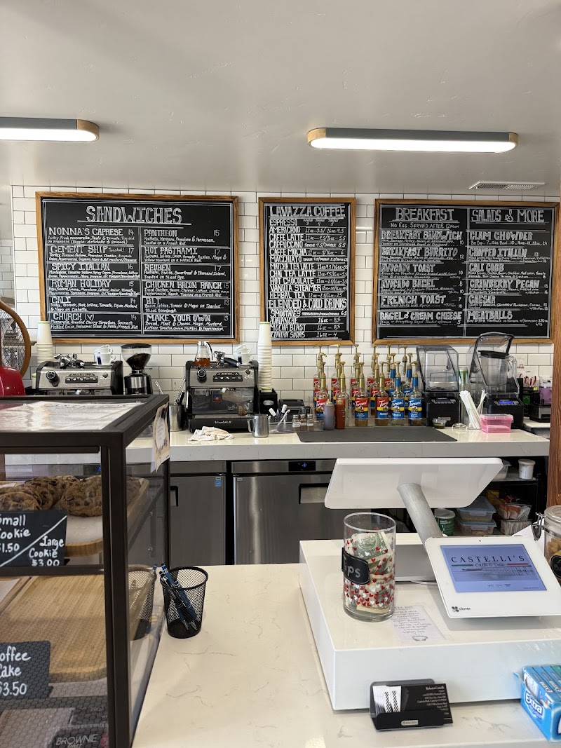 Castelli’s Caffe & Deli. Seacliff area photo 3