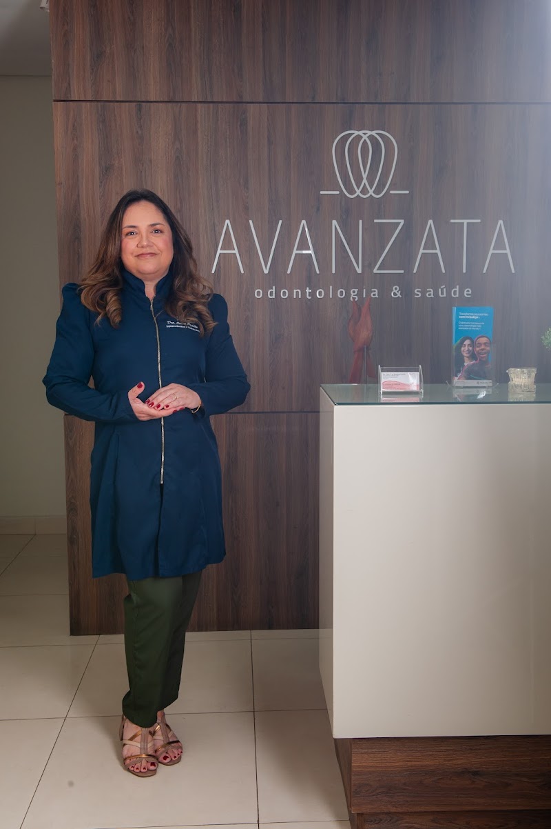 Dra. Cíntia Pontello | Implantes Dentários e Periodontia em Belo Horizonte - foto 3