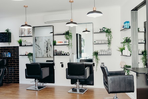 Twisted Sista Hair Studio photo 2