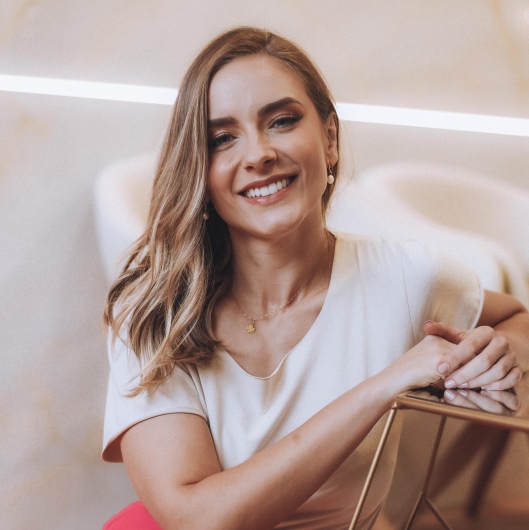 Dra. Marcela Lorentz, Ginecologista