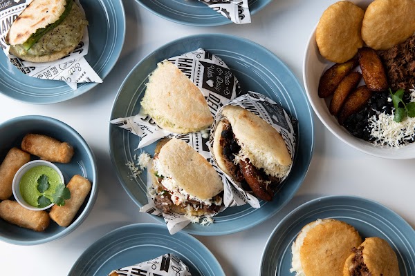 Photo by Full Arepa KY