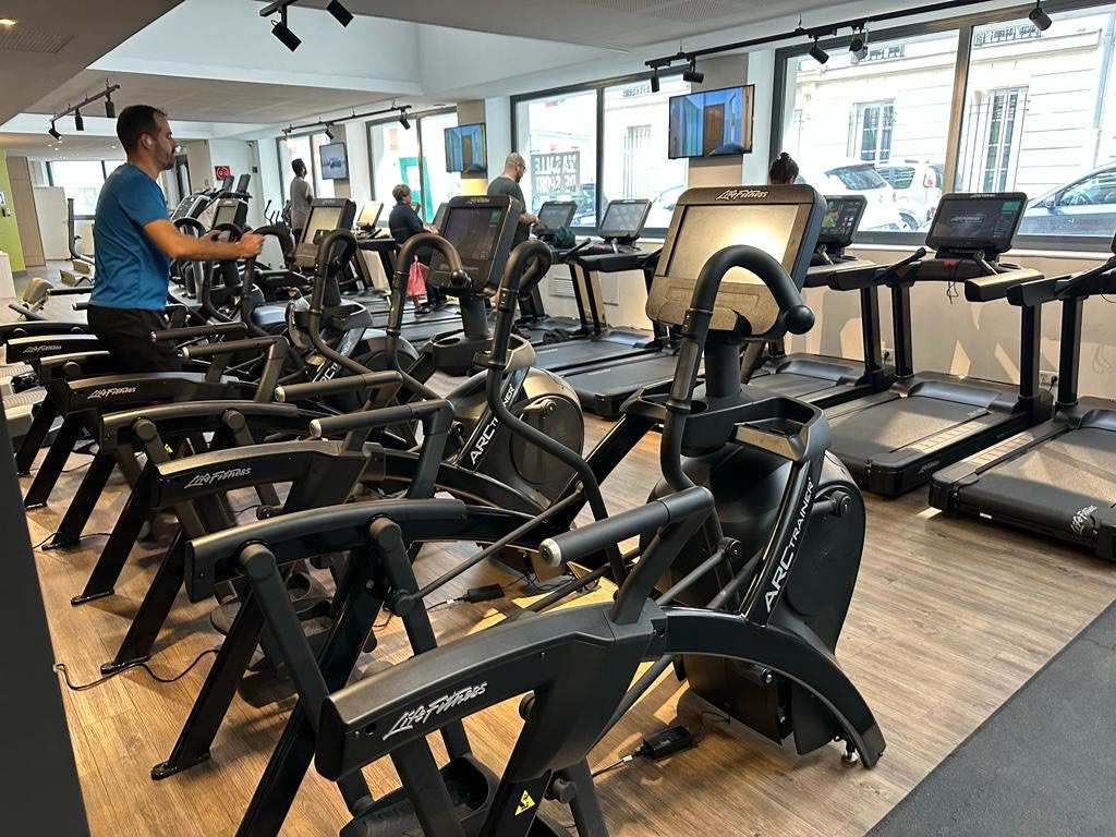 Keepcool Paris 18 Marcadet, vue extérieure