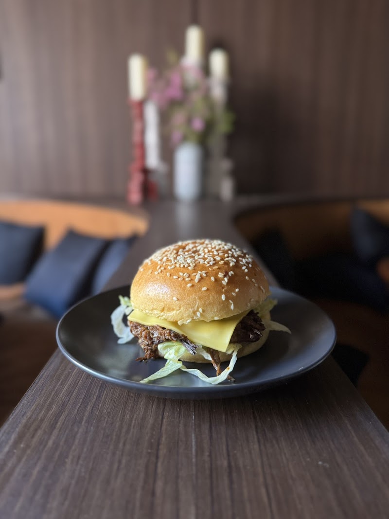 Jane's Fault Bar & Restaurant photo 2