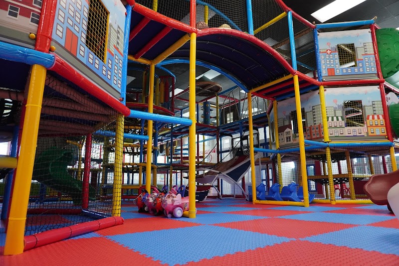 Diver Mansion — Amusement Center in North Miami