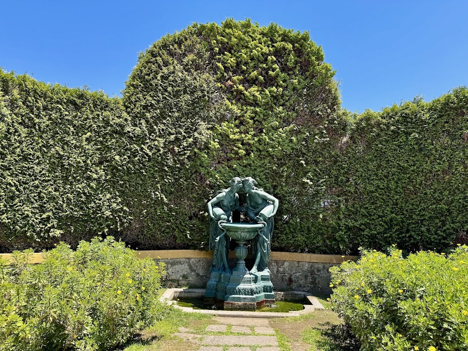 Fonte da Fauna e da Flora fotoğraf 1