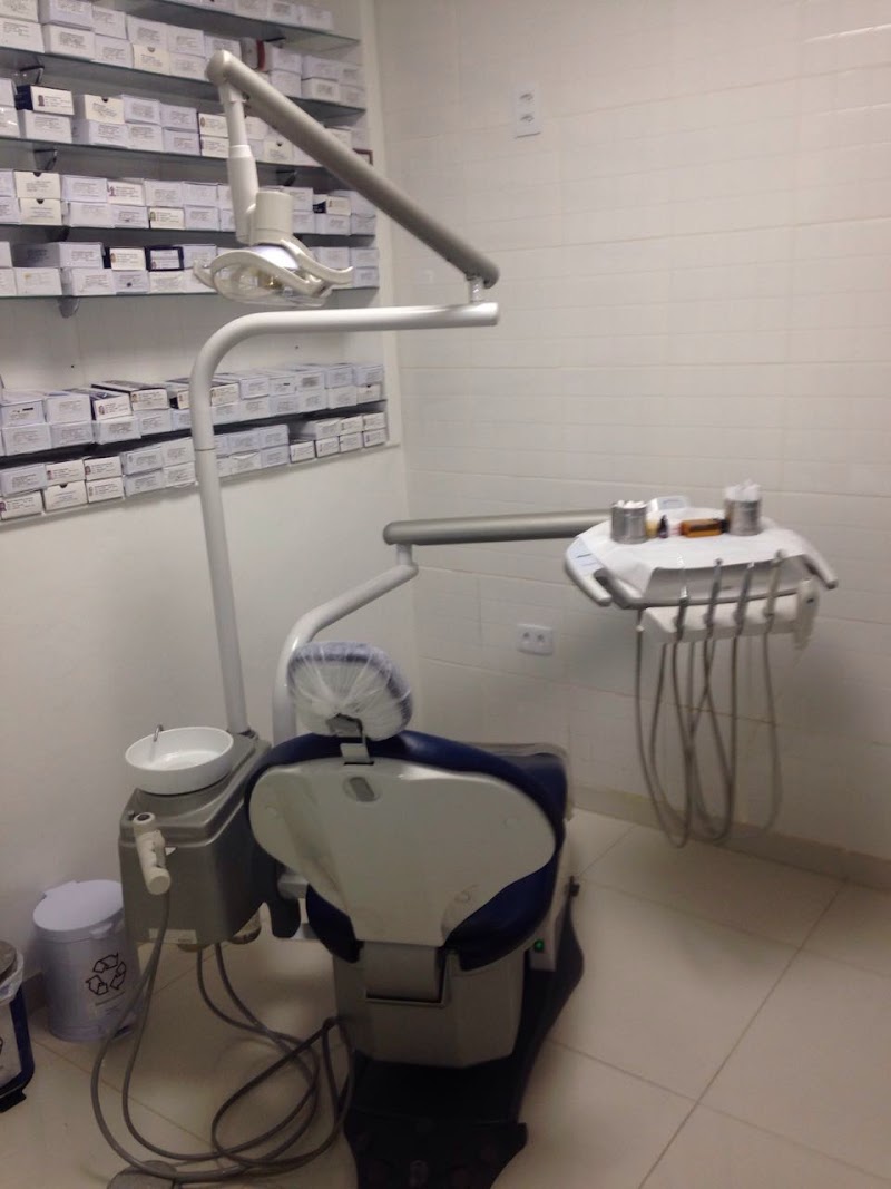 Ceo - Centro Odontologico Real shopping - Dr. Jailson e Dr. Joseane - Dentista em Bangu - foto 1