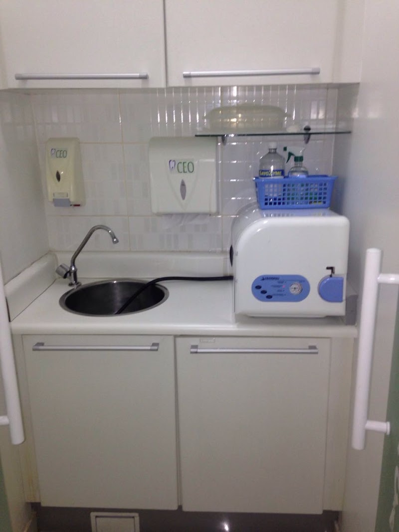 Ceo - Centro Odontologico Real shopping - Dr. Jailson e Dr. Joseane - Dentista em Bangu - foto 4