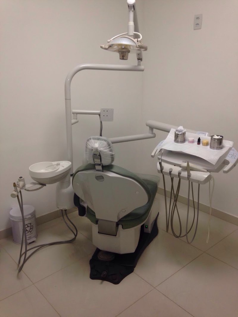 Ceo - Centro Odontologico Real shopping - Dr. Jailson e Dr. Joseane - Dentista em Bangu - foto 5