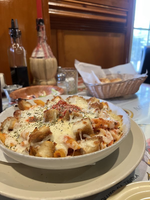 Amici's Italian Bistro photo 4