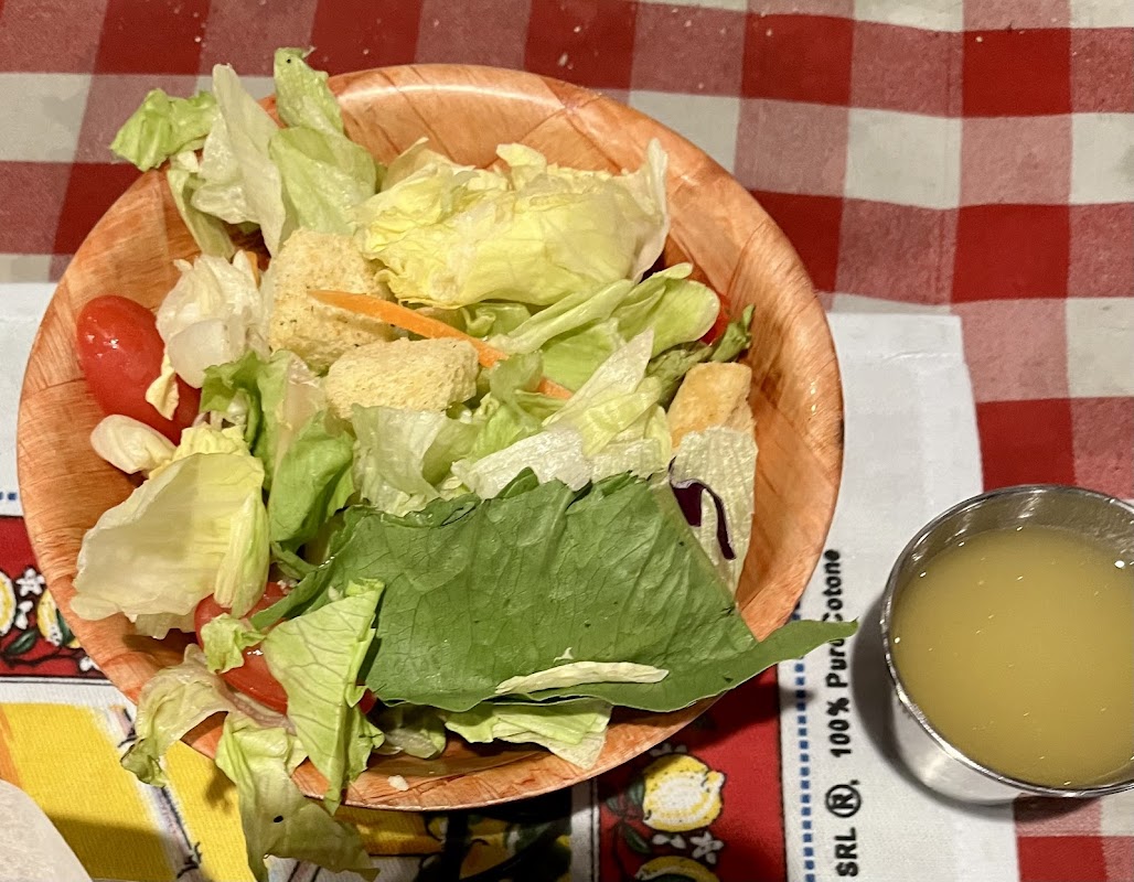 Amici's Italian Bistro photo 3