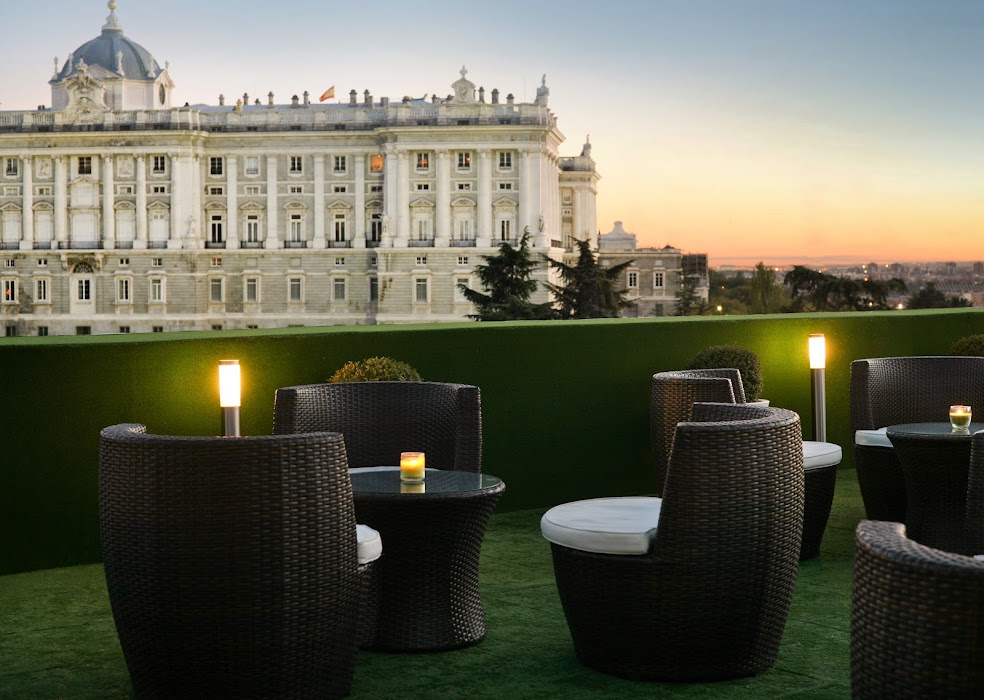 Jardines de Sabatini Apartosuites fotoğraf 1
