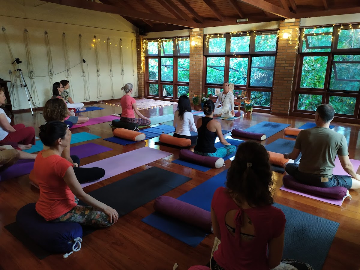 Yogaluz Escola-Lazer | Hatha Yoga, Ashtanga Yoga e Meditação
