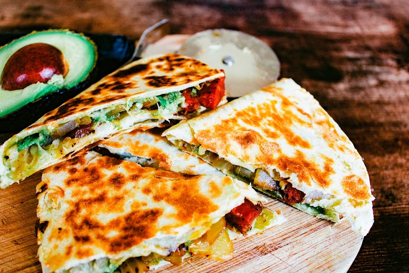 Tacos La Familia photo 2