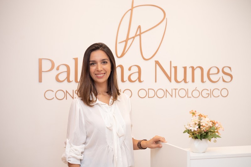 Dra. Paloma Nunes