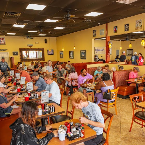 Cracked Egg Diner