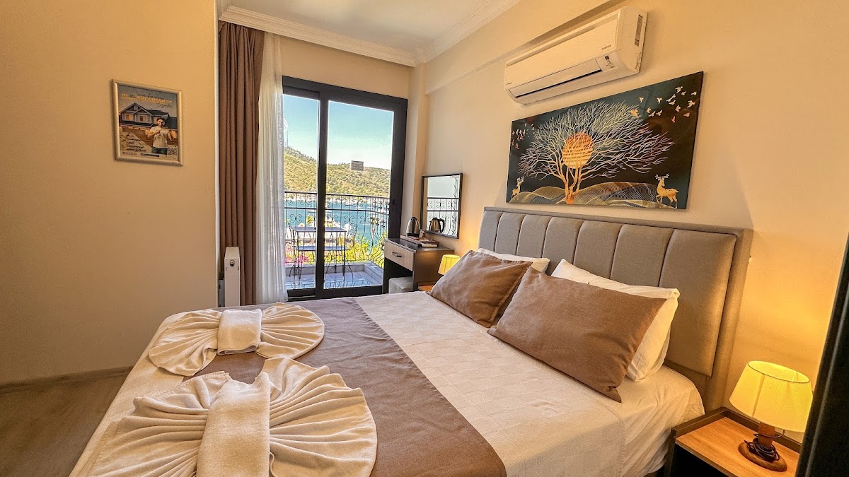 Mykonut Boutique Suites — 3