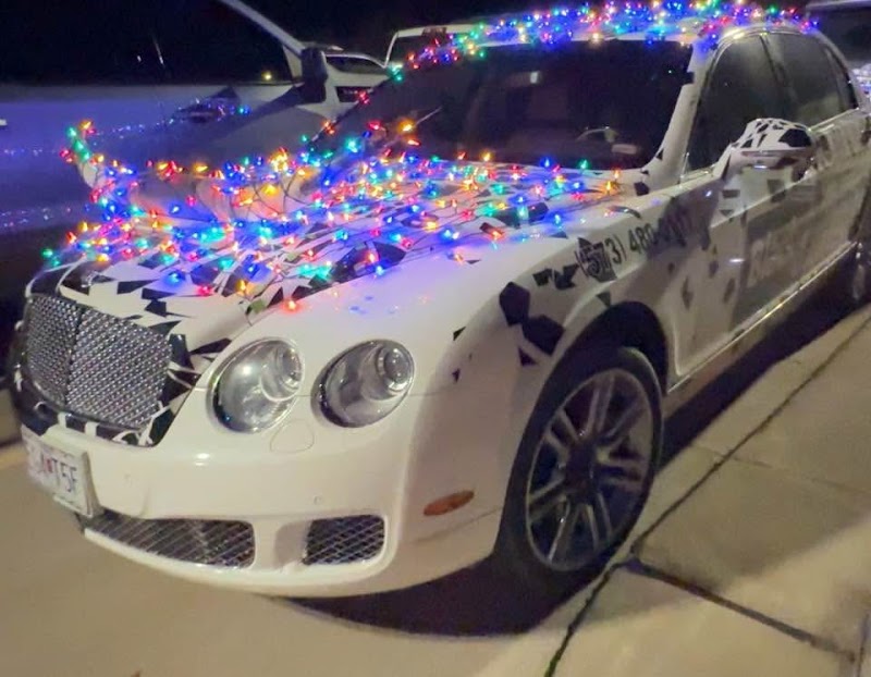 Black & White Roofing photo 4