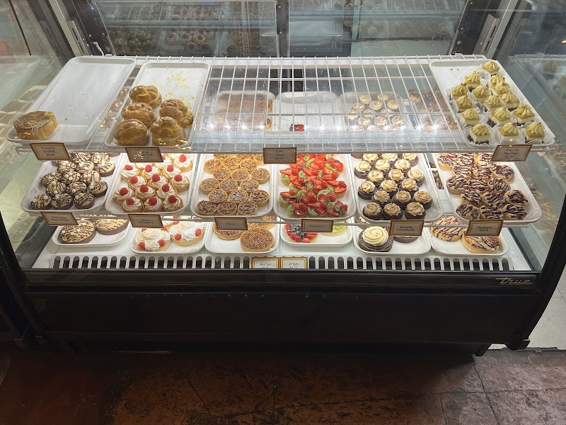 Amélie's French Bakery & Café photo 4