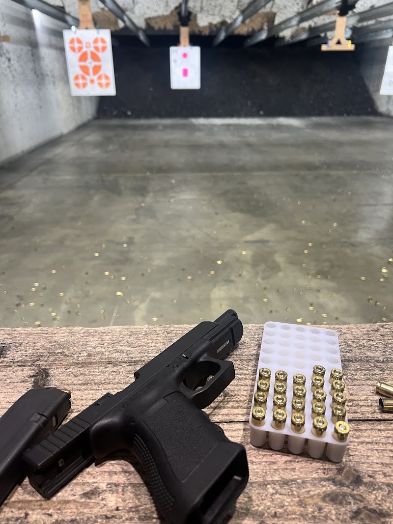 Evan's Gun World photo