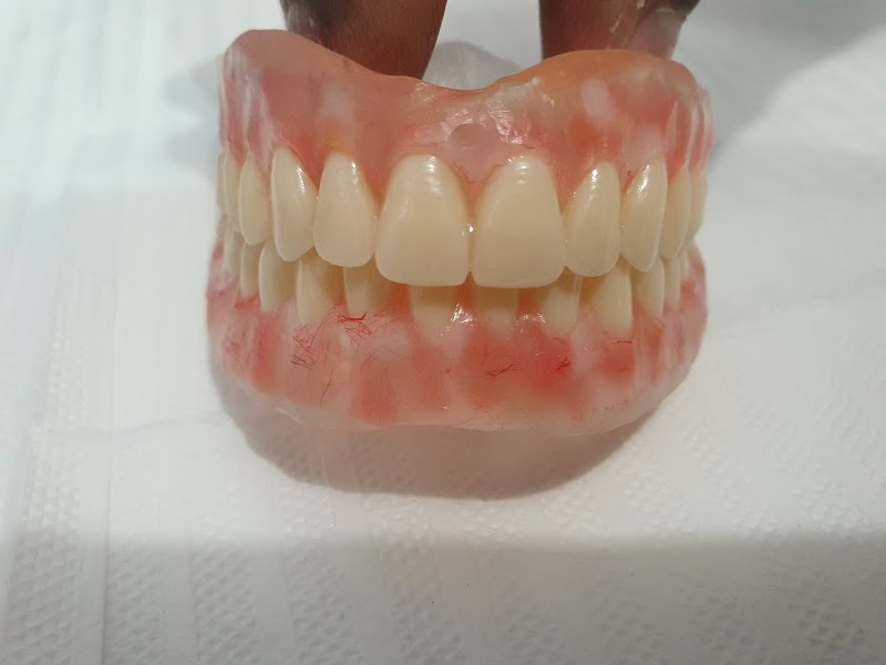White - Odontológia & Estética Integrada - foto 4