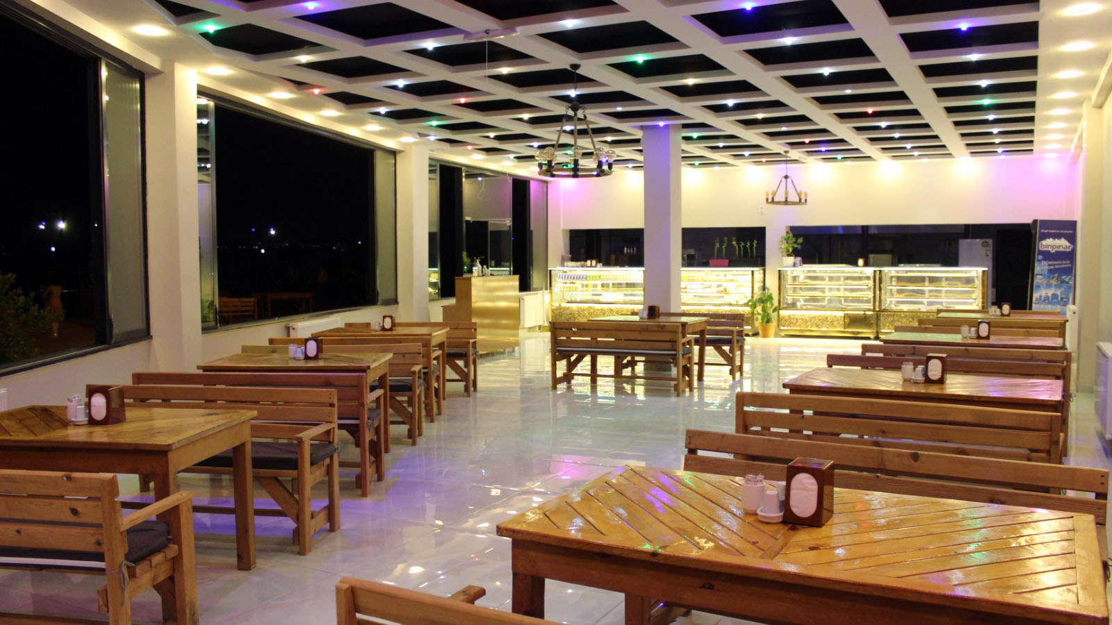 Mihmandar Cafe Restaurant mekanı