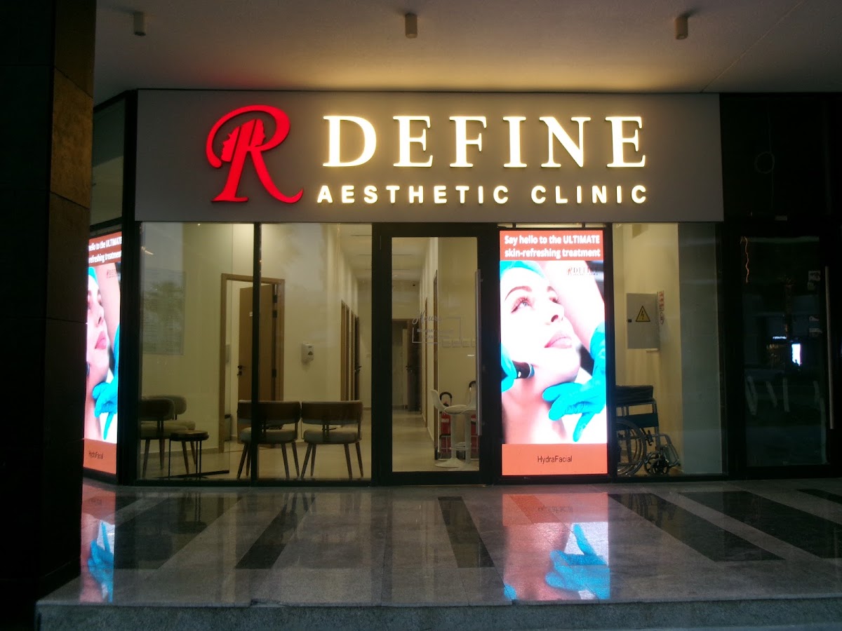R Define Aesthetic Clinic