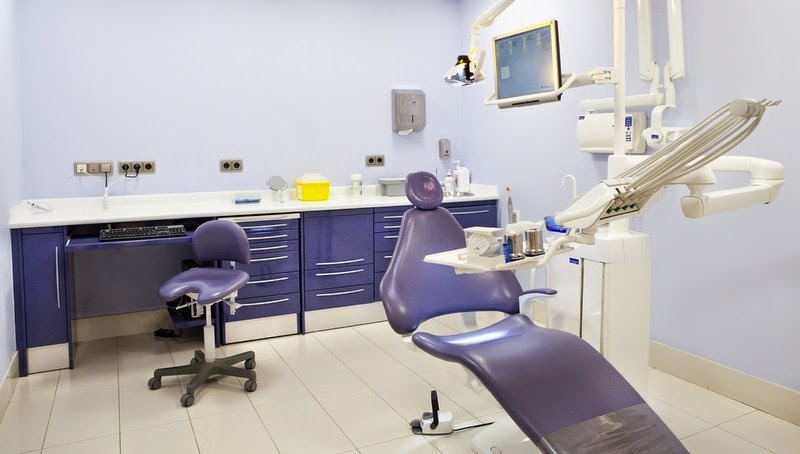 Clínica Dental Alberto Barreiro photo 2