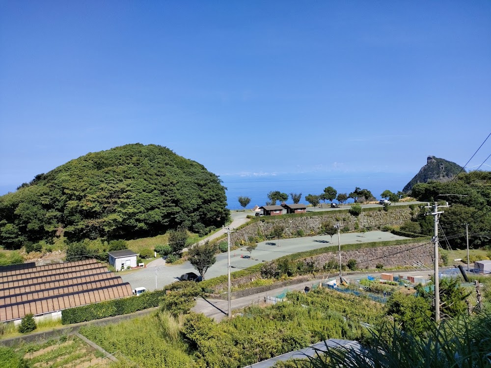 雲見夕日と潮騒の岬オートキャンプ場