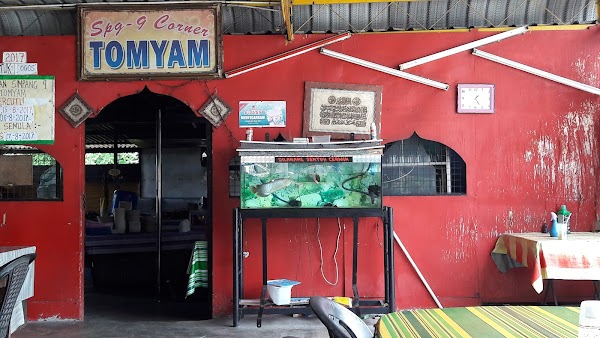 Restoran Simpang 9 Corner