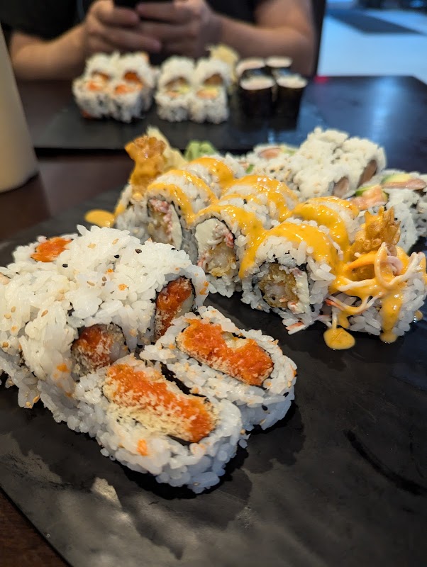 Mizu Sushi & Hibachi photo 3