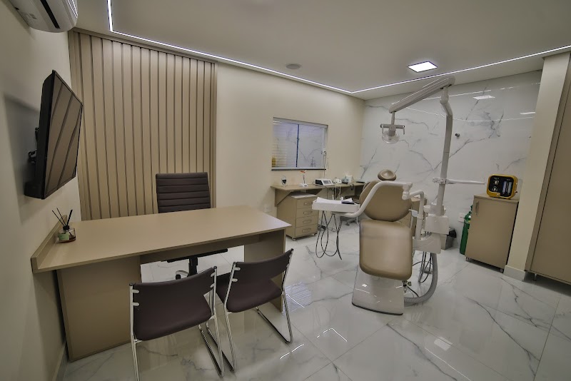 Sempre Sorrindo - Implantes dentários - foto 3