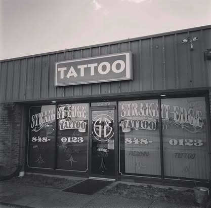 Straight Edge Tattoo & Body tattoo parlor in Murfreesboro, TN