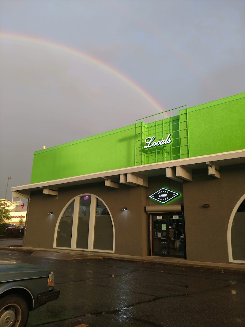 Video tour of Locals Canna House Cannabis Dispensary retail environment