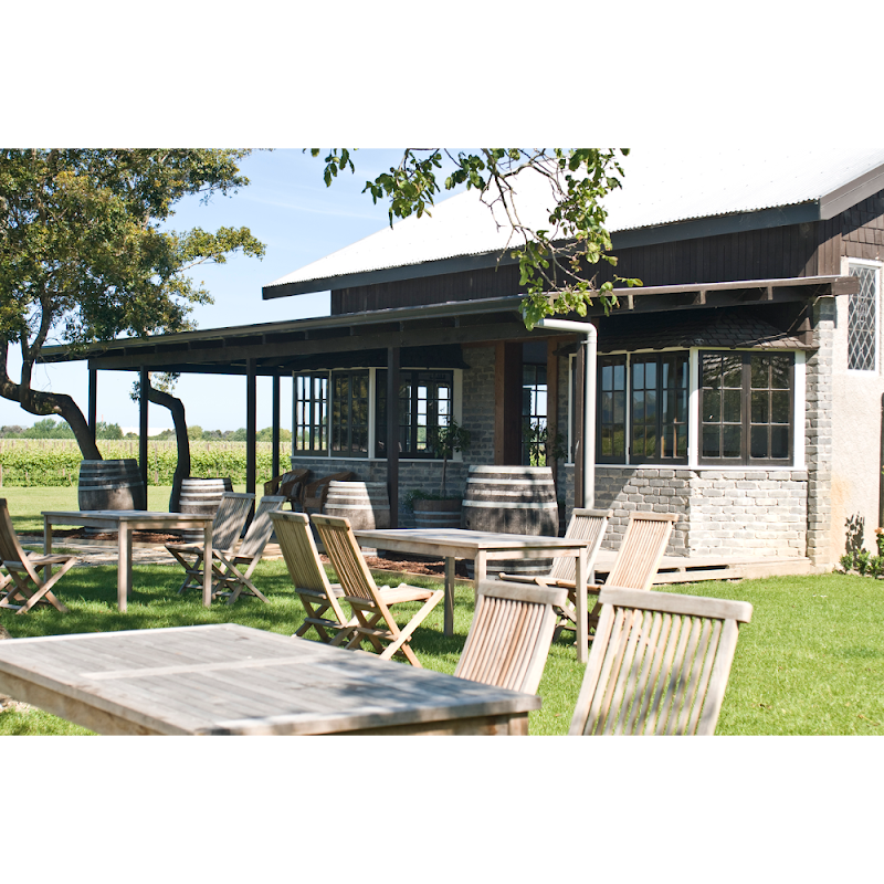 Matawhero Winery Cellar Door & Luxury Vineyard Accommodation