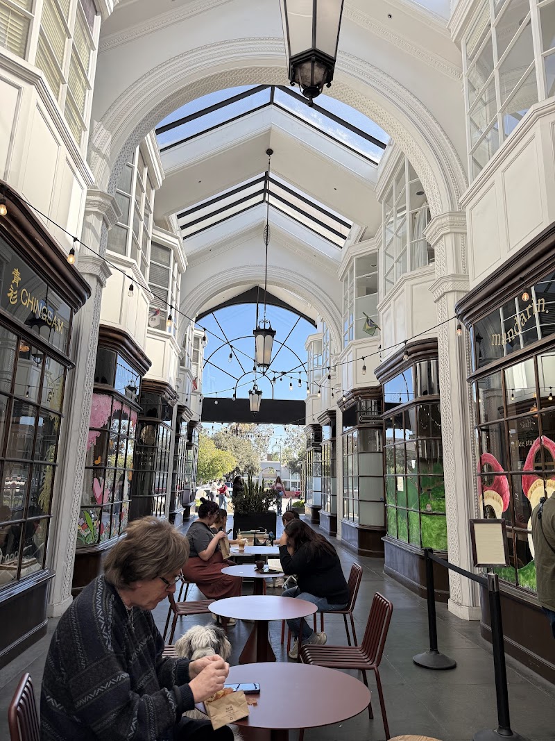 mandarin coffee stand photo 4