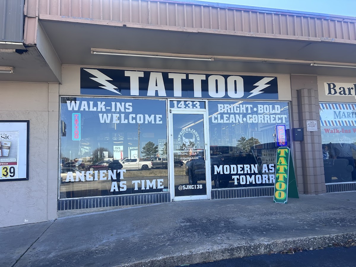 Spaded And Jaded Tattoo - Broken Arrow tattoo work — photo 2