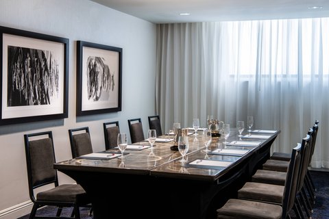 Beverly Hills Marriott, dog-friendly hotel, photo 5
