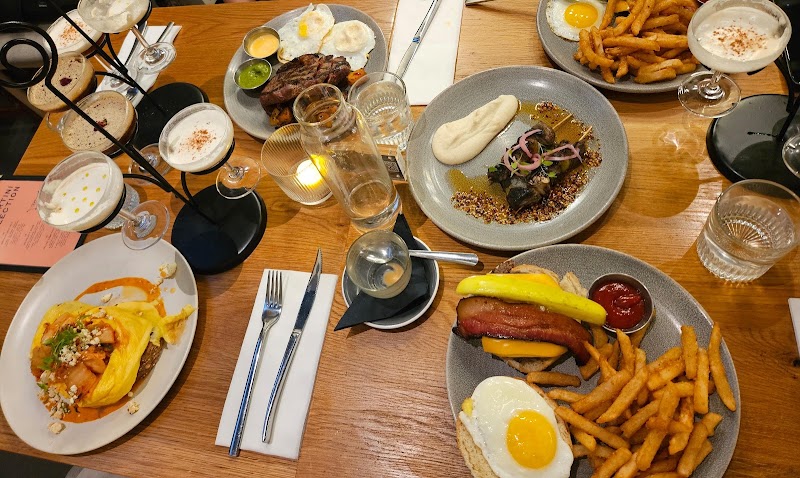Isla & Co. - Midtown photo 3